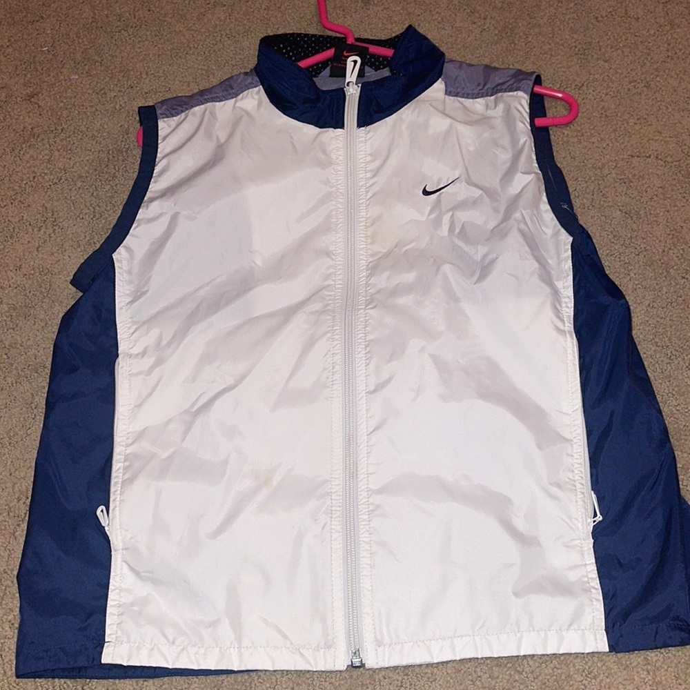 Nike waterproof vest - Picture 6 of 6
